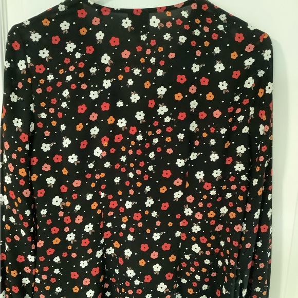 CAbi Women's Cheerful Blouse - Picture 4 of 6